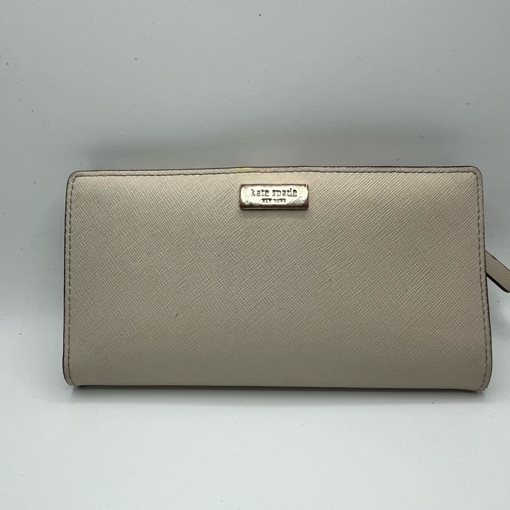 White Kate Spade wallet